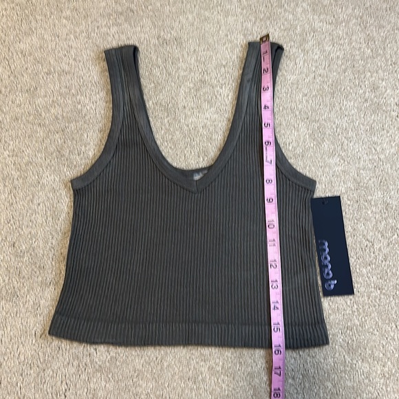 Mono B olive ribbed bralette/tank M - Picture 9 of 10